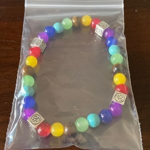 I’m selling a multiple colored bracelet. Goes with any outfit.